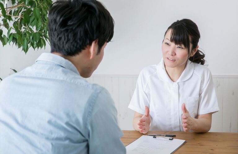 メンズのお客様も入り易い雰囲気 | 和泉市のヘッドスパならトータルケアが出来る CALME